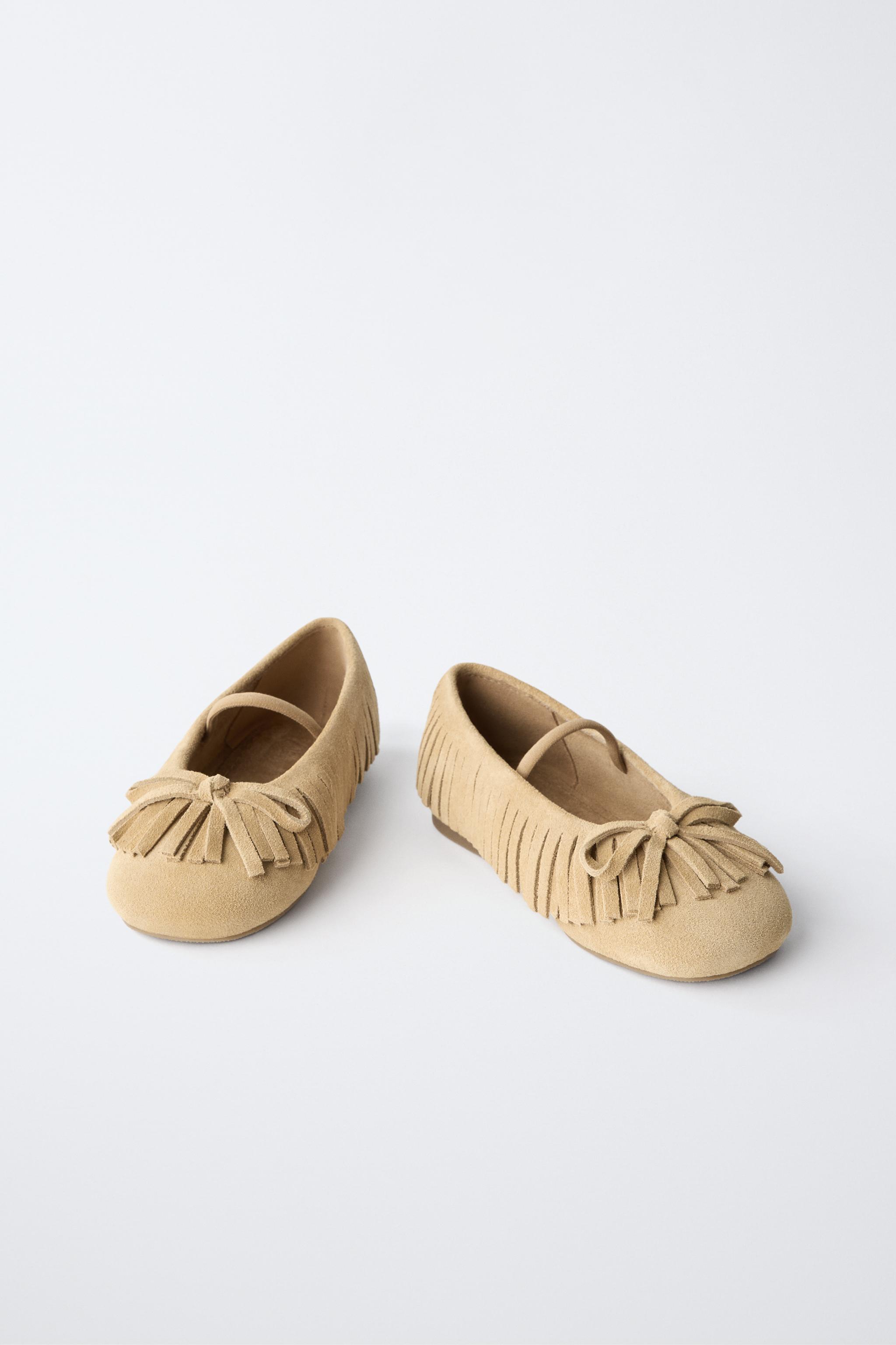 LEATHER FRINGED BALLET FLATS